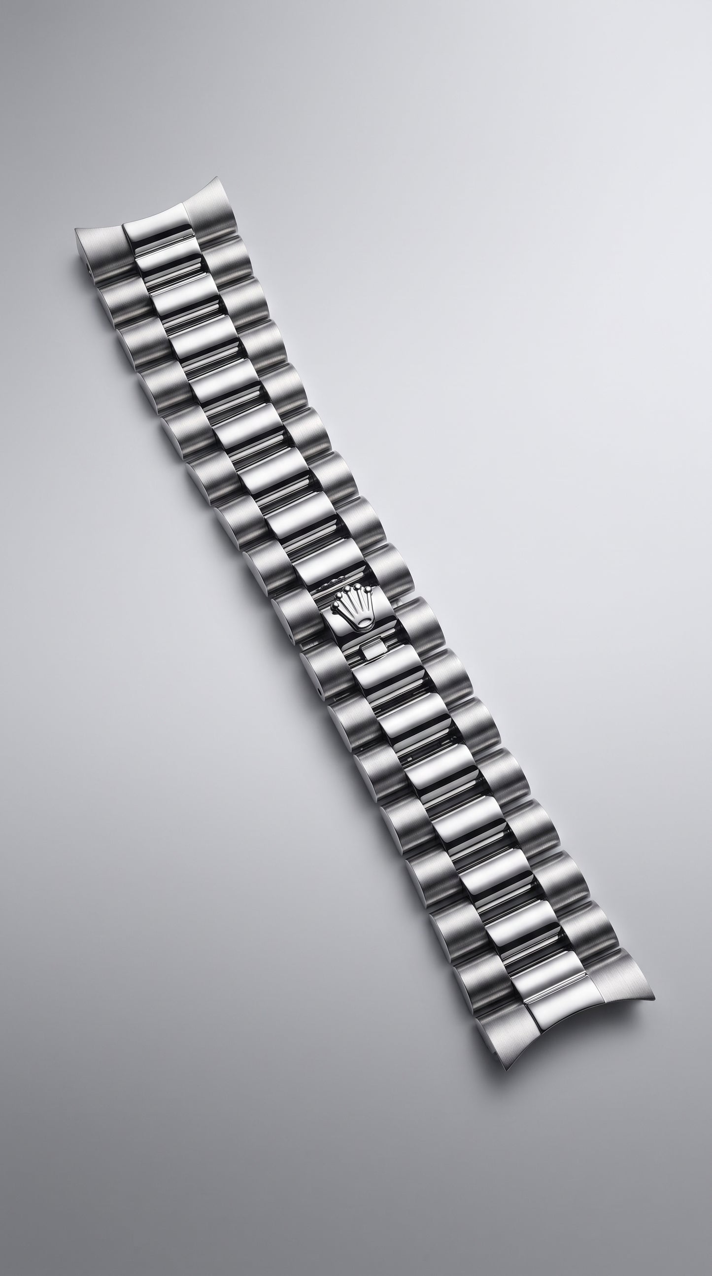 Rlx Semi-Automatic Date Watch with Steel Bracelet – Men’s